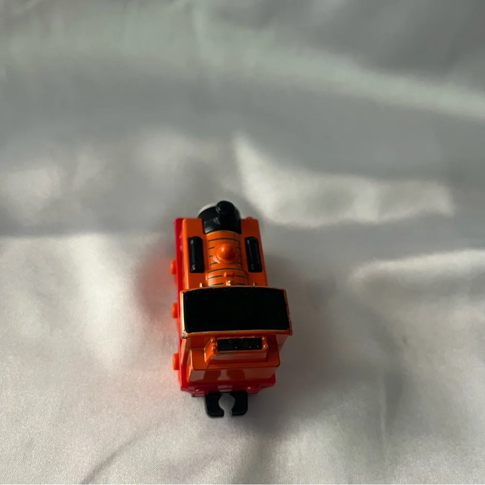 Thomas & Friends •‎ Nia Train